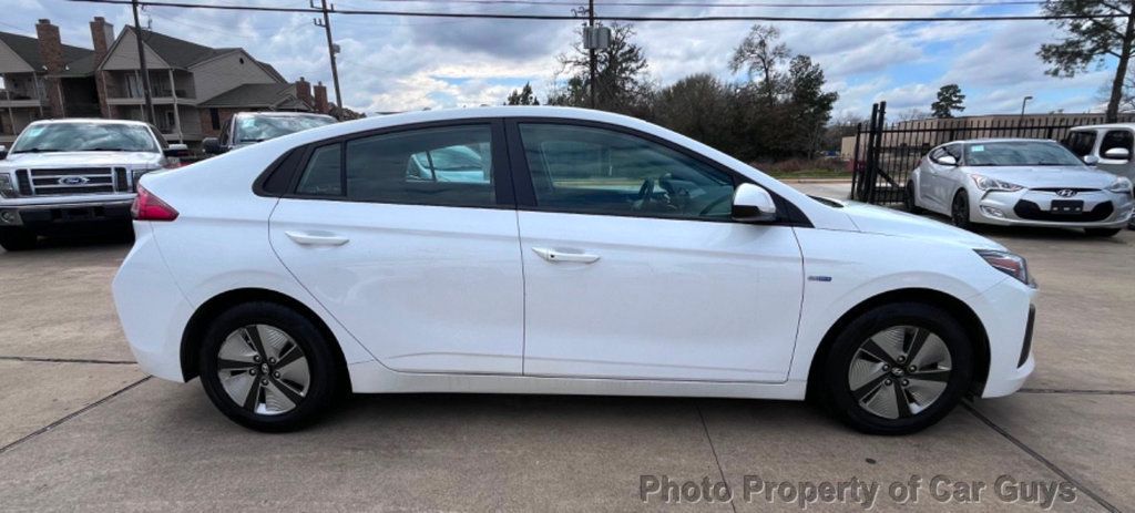 2020 Hyundai Ioniq Hybrid Blue Hybrid - 22261150 - 4