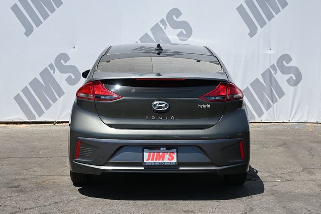 2020 Hyundai Ioniq Hybrid SE Hatchback - 23019831 - 3