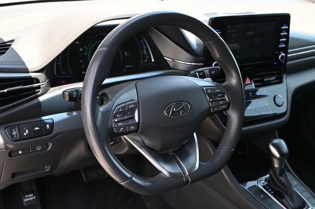 2020 Hyundai Ioniq Hybrid SE Hatchback - 23019831 - 6