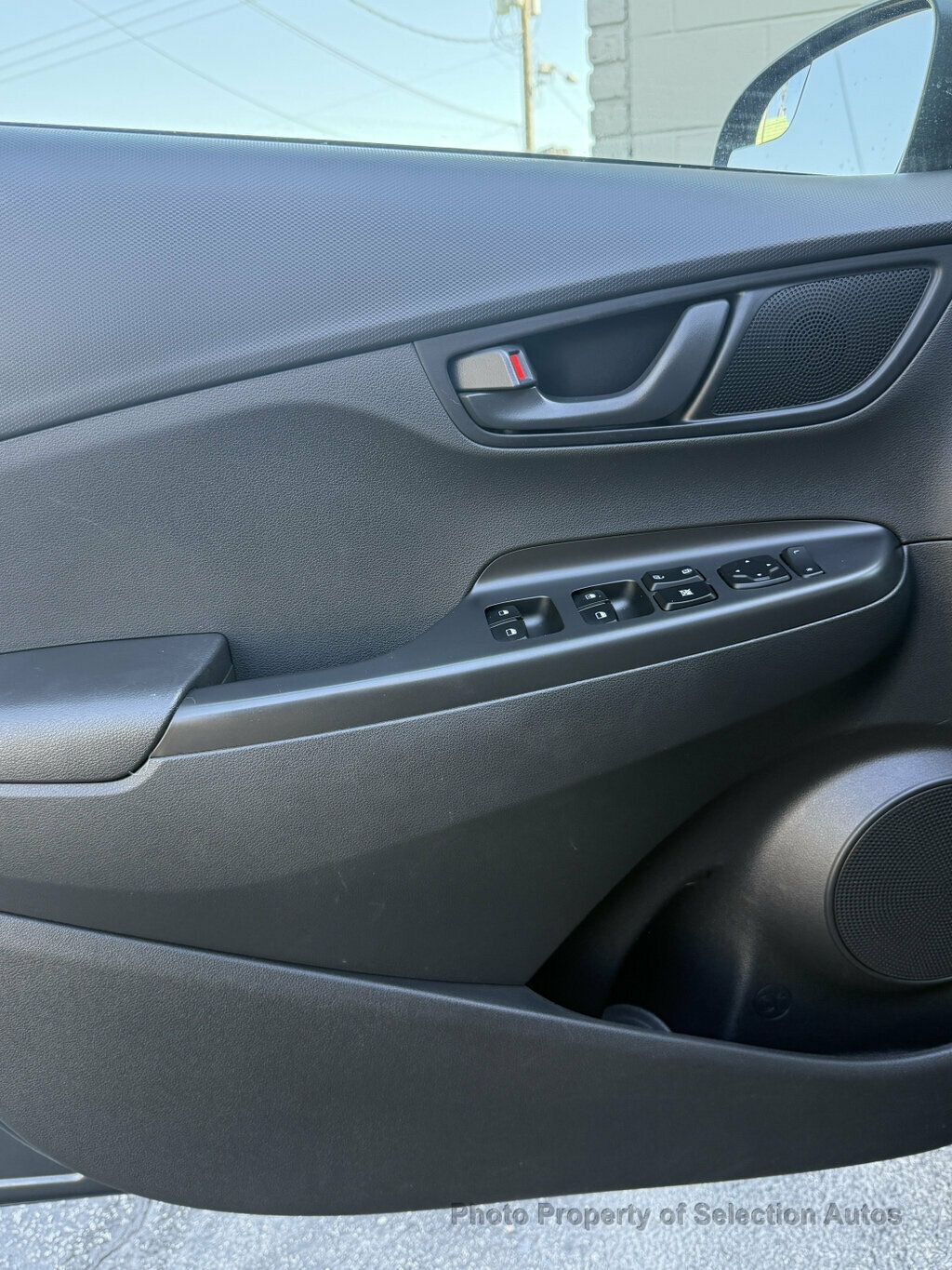 Hyundai Kona photo 11