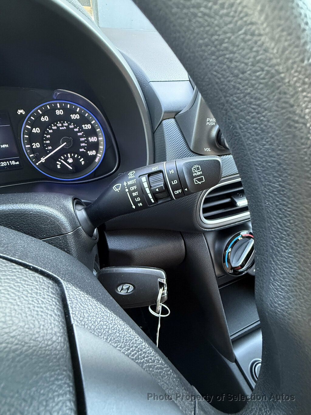 Hyundai Kona photo 18