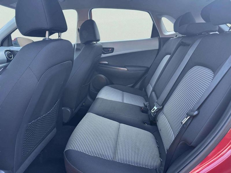 2020 Hyundai Kona SE Automatic FWD - 23032557 - 10