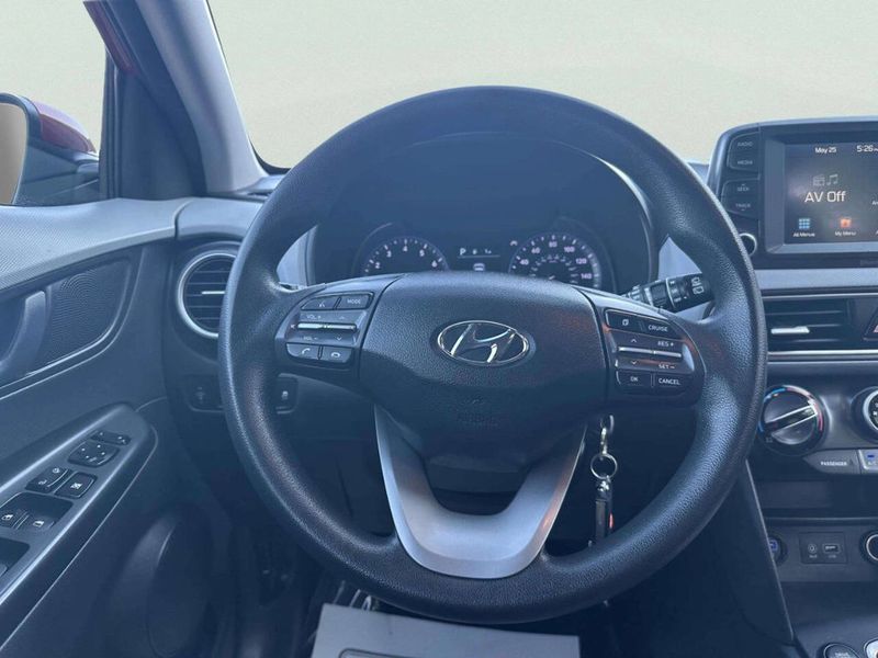 2020 Hyundai Kona SE Automatic FWD - 23032557 - 19