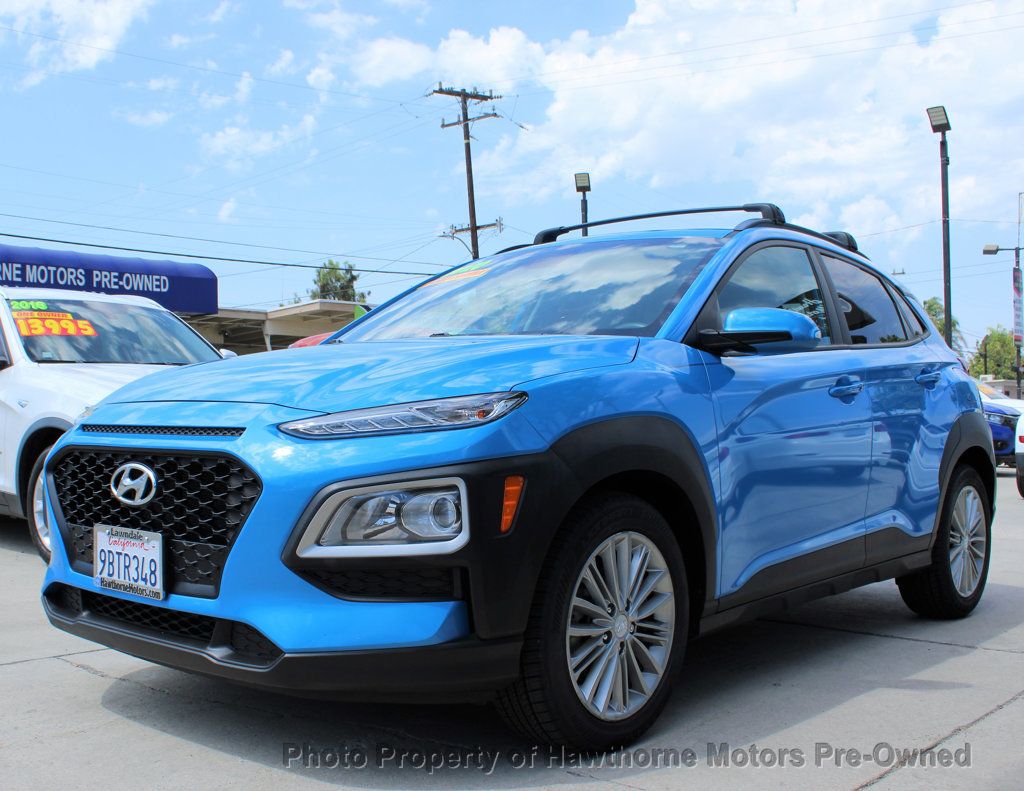 2020 Hyundai Kona SEL photo 2