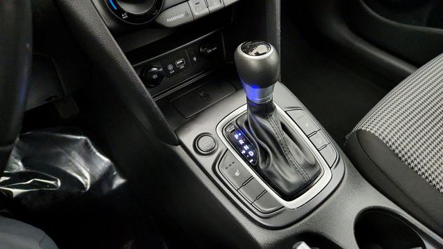2020 Hyundai Kona SEL Plus Automatic - 22951803 - 16