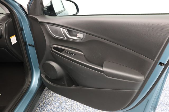 2020 Hyundai Kona Electric SEL - 22938633 - 21