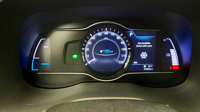 2020 Hyundai Kona Electric SEL - 22960712 - 13