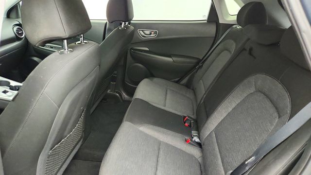 2020 Hyundai Kona Electric SEL - 22960712 - 19