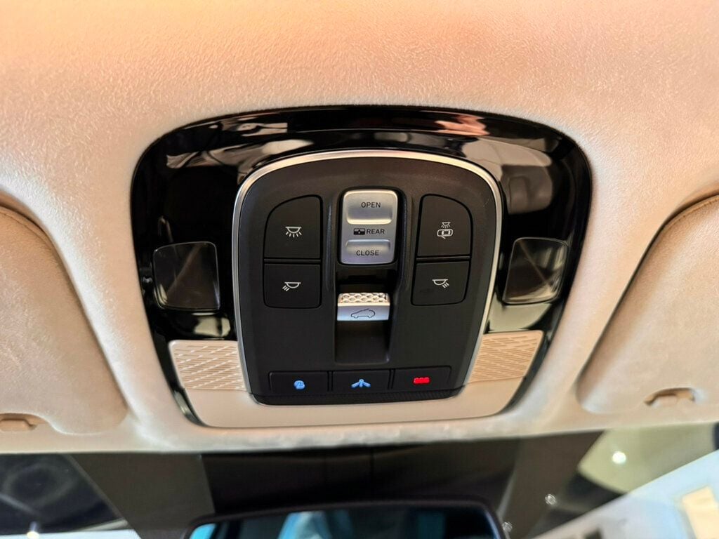 2020 Hyundai Palisade Limited/AWD/Htd&CldSeats/PanoRoof/NAV/AppleCarplay/H&K Sound - 22963632 - 17