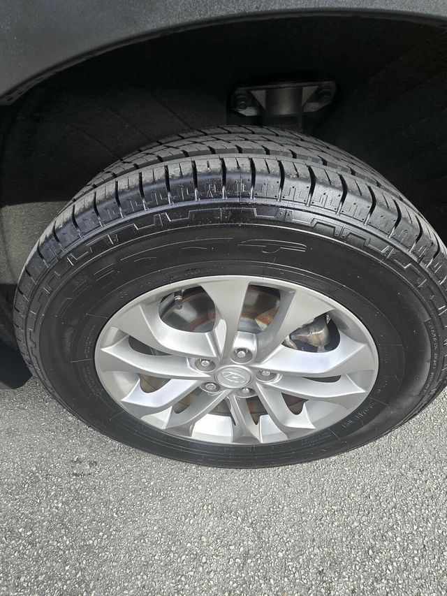 2020 Hyundai Santa Fe  - 22978708 - 10