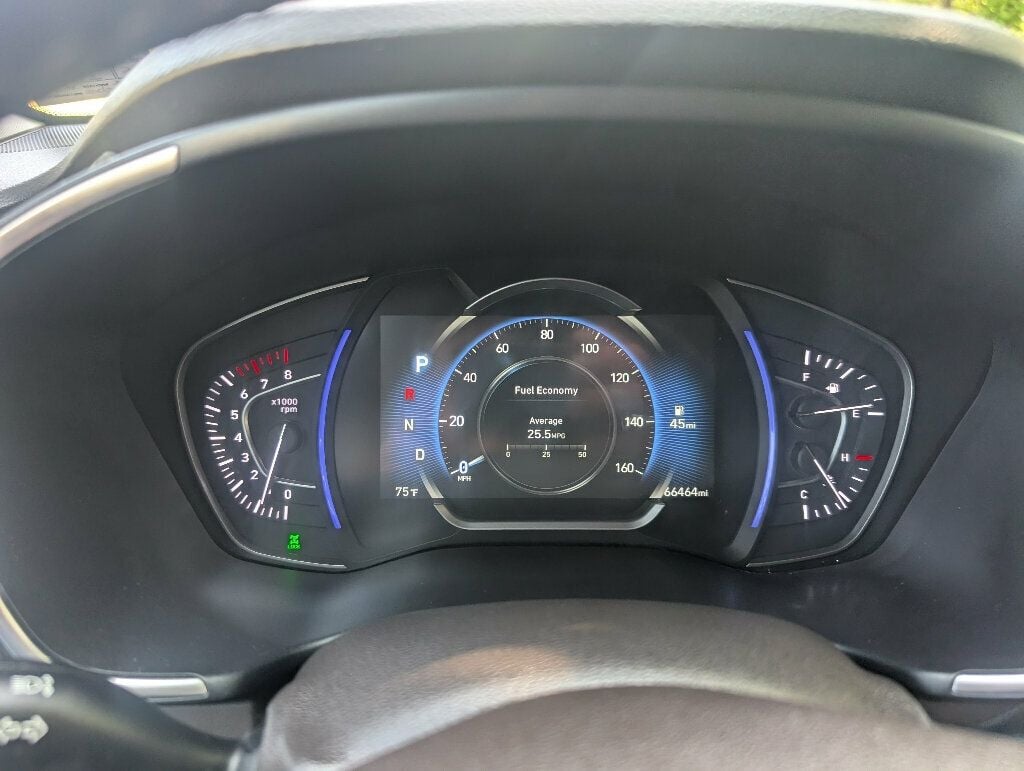 2020 Hyundai Santa Fe SEL photo 29