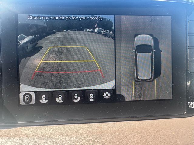 2020 Hyundai Santa Fe Limited - 22992625 - 21