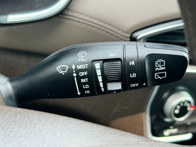 2020 Hyundai Santa Fe SE 2.4L Automatic AWD - 23019060 - 32