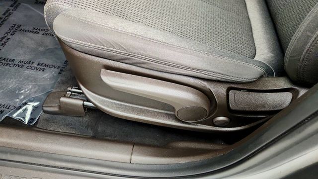2020 Hyundai Santa Fe SE 2.4L Automatic FWD - 23075017 - 10