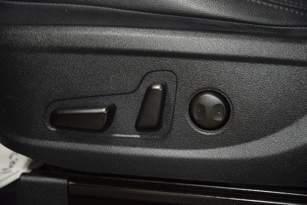 2020 Hyundai Santa Fe SEL - 22971298 - 40