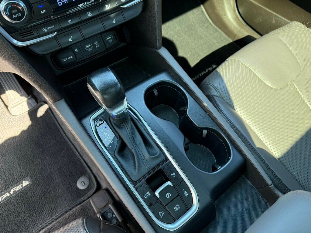 2020 Hyundai Santa Fe SEL 2.0T photo 23