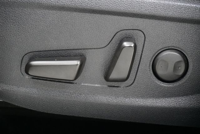 2020 Hyundai Santa Fe SEL 2.4L Automatic FWD - 22945806 - 13