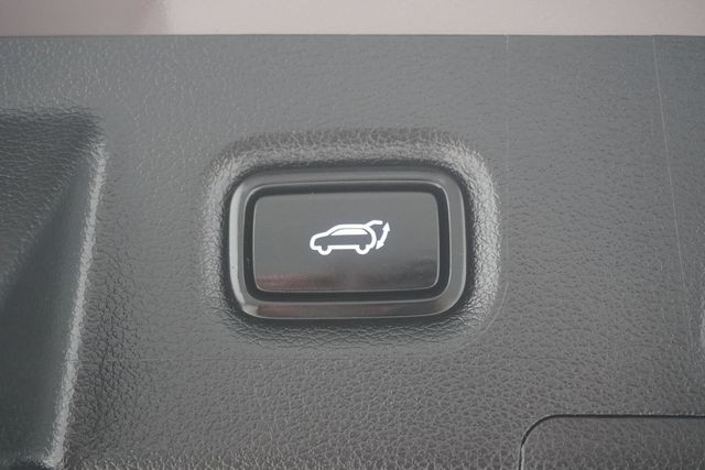 2020 Hyundai Santa Fe SEL 2.4L Automatic FWD - 22945806 - 24