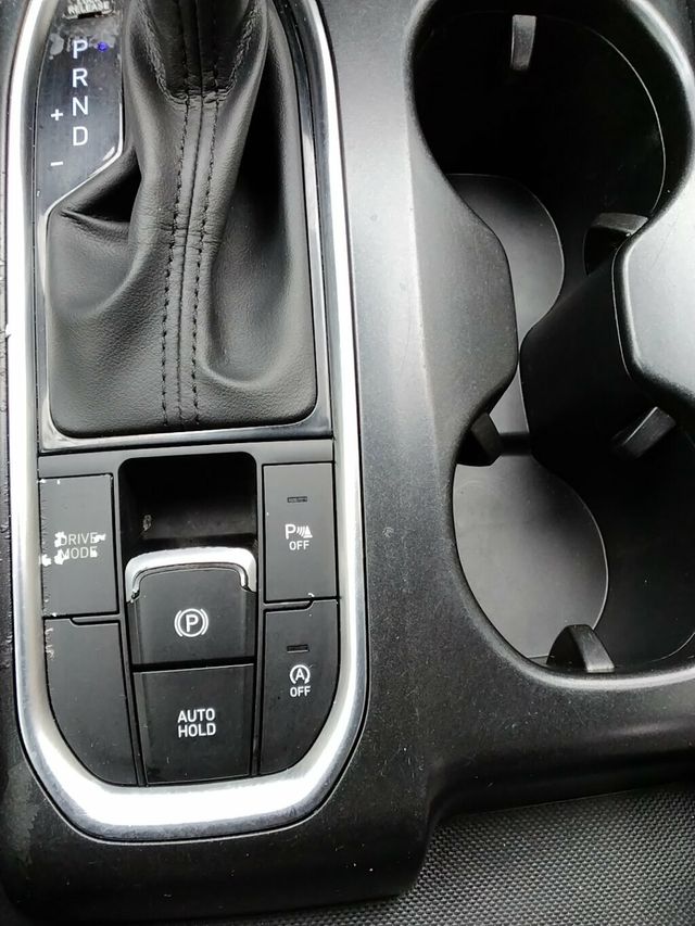 2020 Hyundai Santa Fe SEL 2.4L Automatic FWD - 23032657 - 22