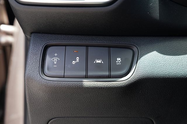 2020 Hyundai Santa Fe SEL 2.4L Automatic FWD - 23047996 - 39