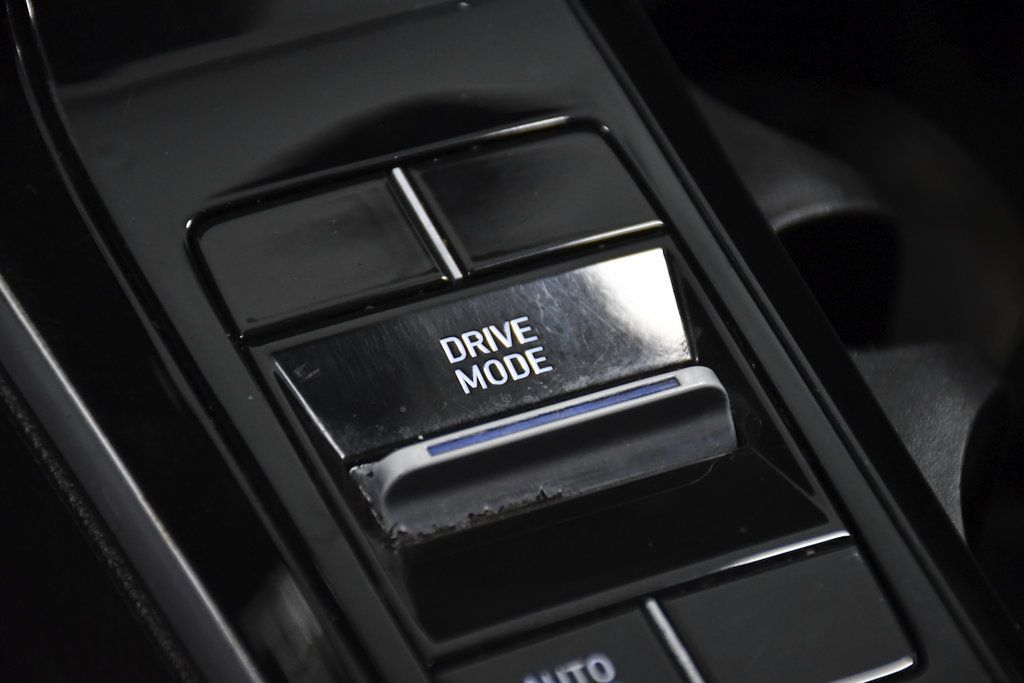 2020 Hyundai Sonata SE 2.5L - 23083989 - 25