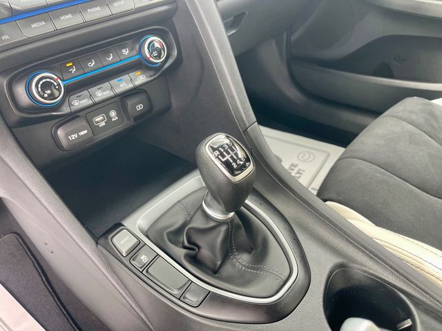 2020 Hyundai Veloster 2.0 - 22933932 - 13