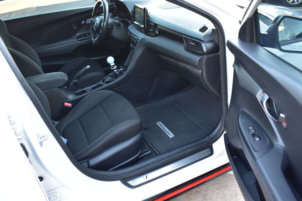 2020 Hyundai Veloster N Manual - 22945660 - 18