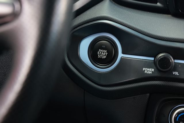 2020 Hyundai Veloster N Manual - 23047446 - 32