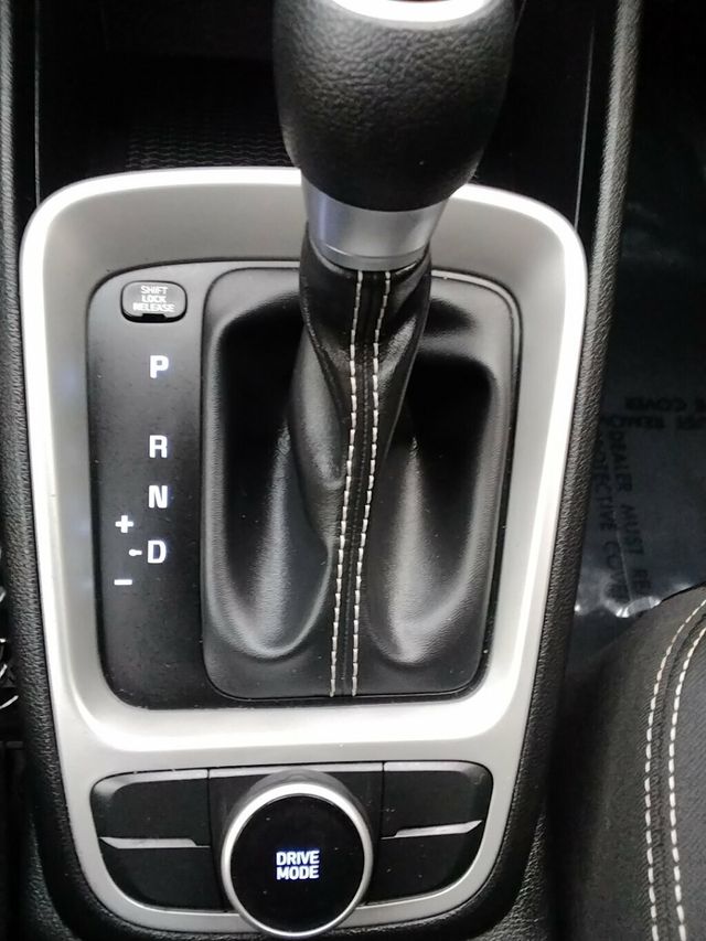 2020 Hyundai Venue SEL IVT - 22947142 - 20