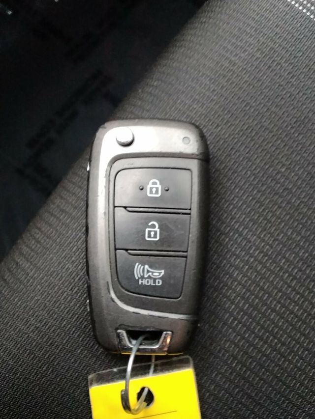 2020 Hyundai Venue SEL IVT - 22947142 - 23