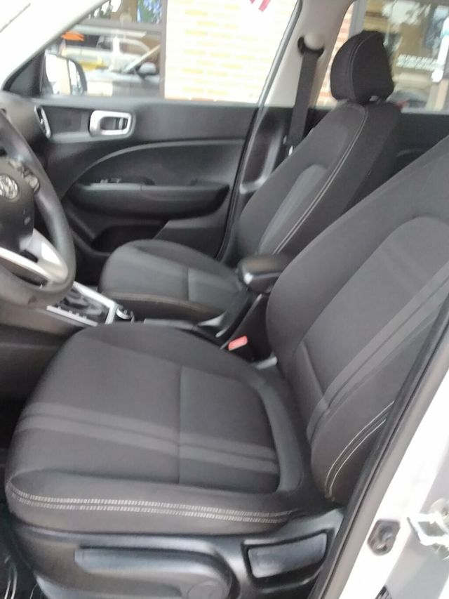 2020 Hyundai Venue SEL IVT - 22947142 - 6