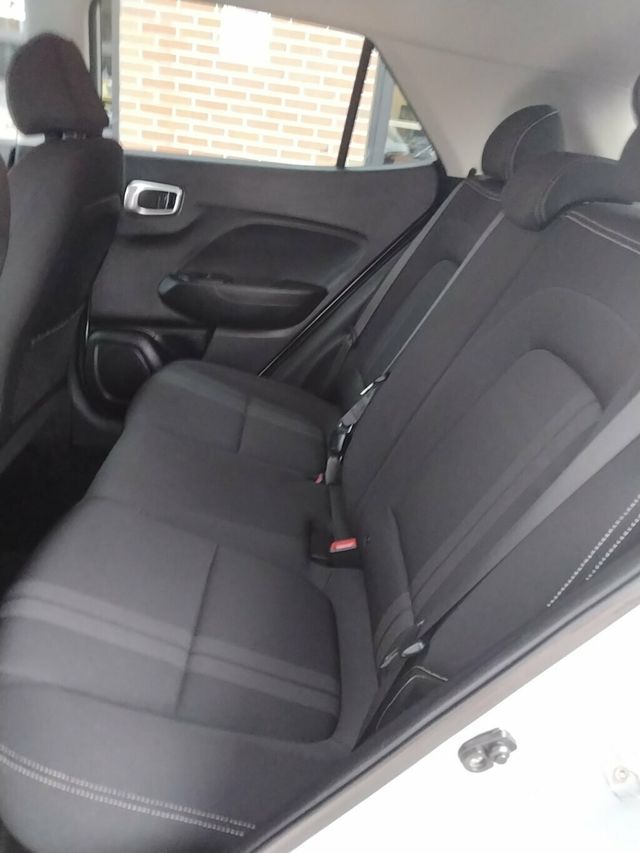 2020 Hyundai Venue SEL IVT - 22947142 - 7