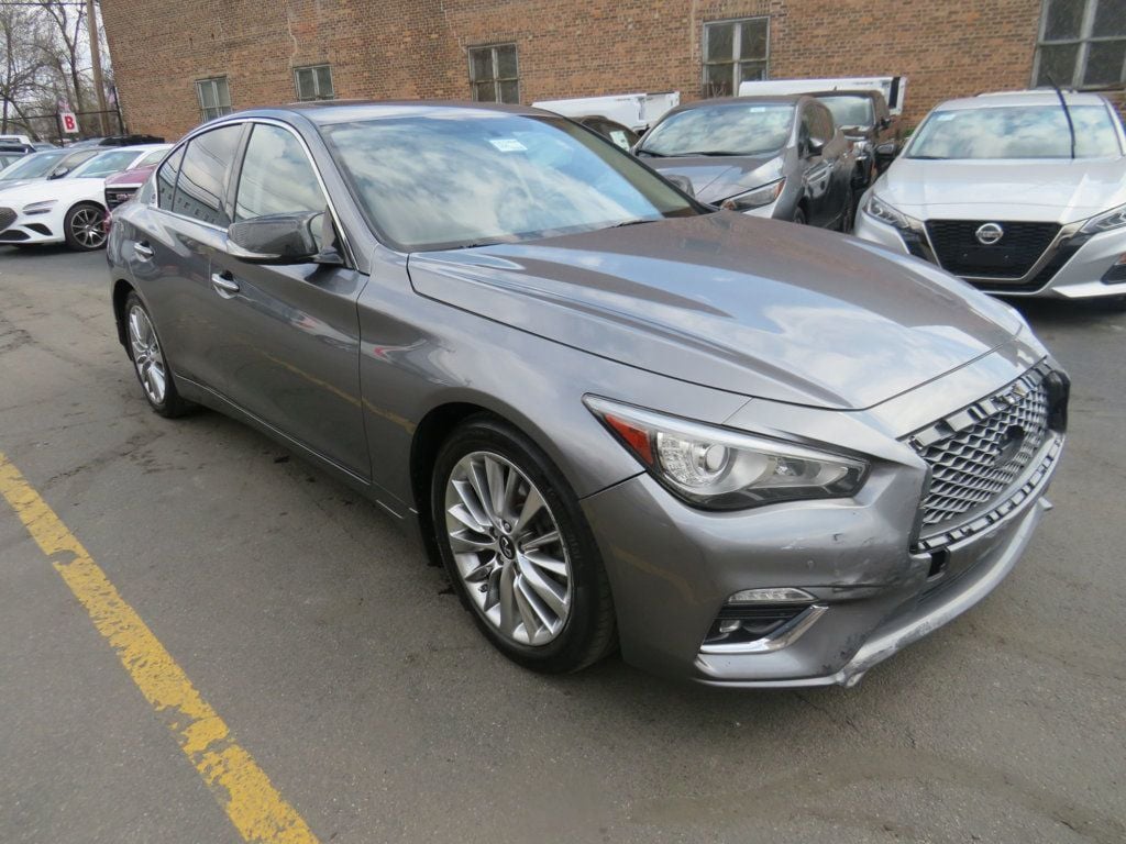 2020 Infiniti Q50 3.0t LUXE AWD photo 3