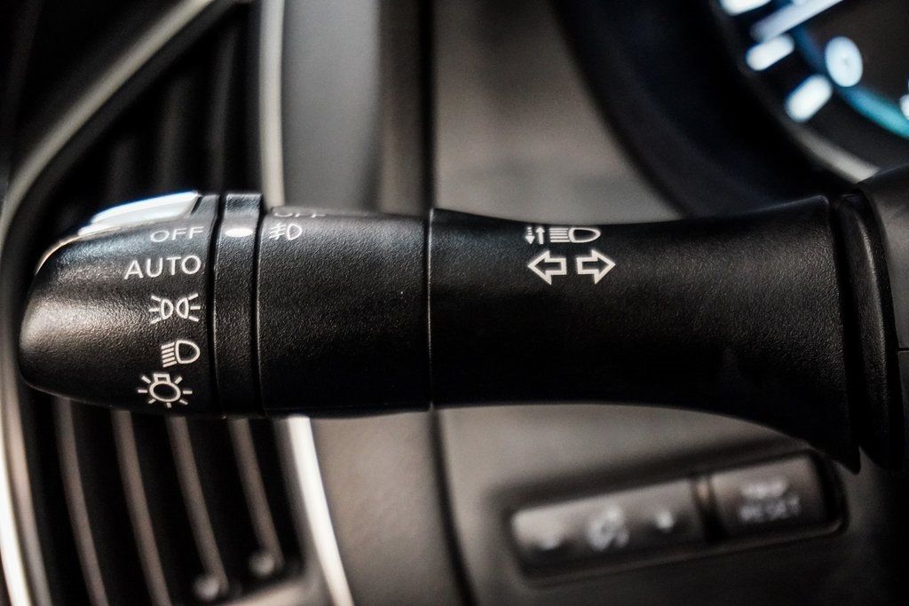 2020 Infiniti Q50 photo 30