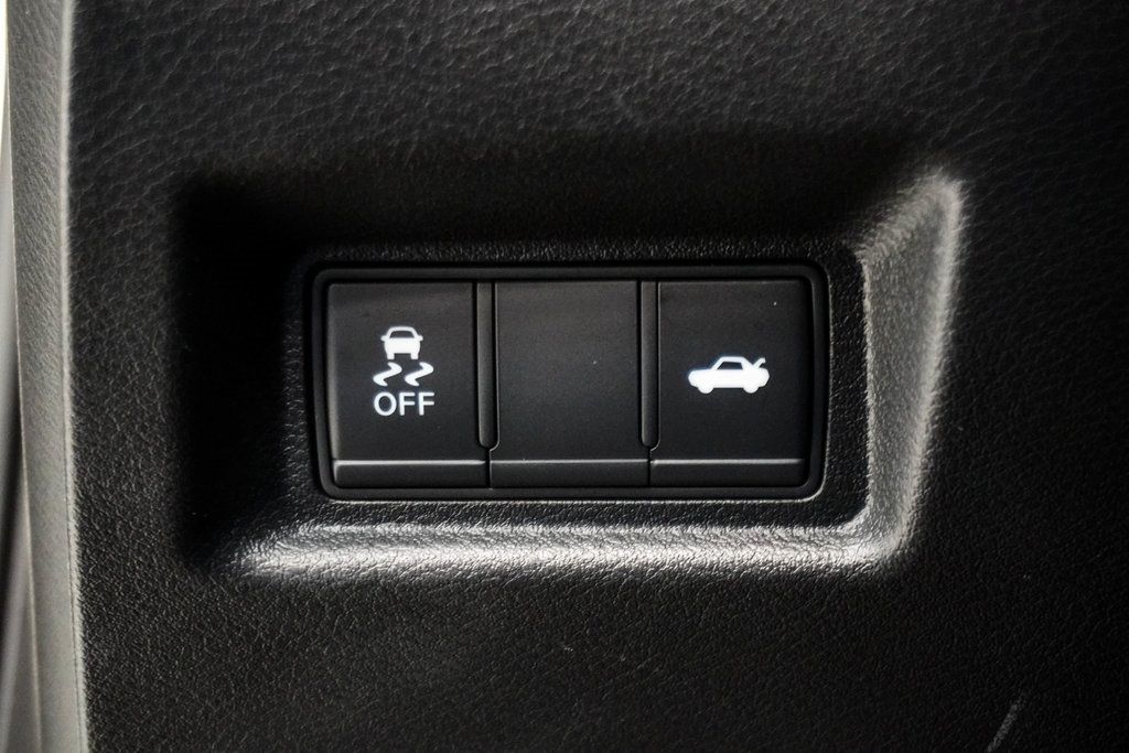 2020 Infiniti Q50 photo 32