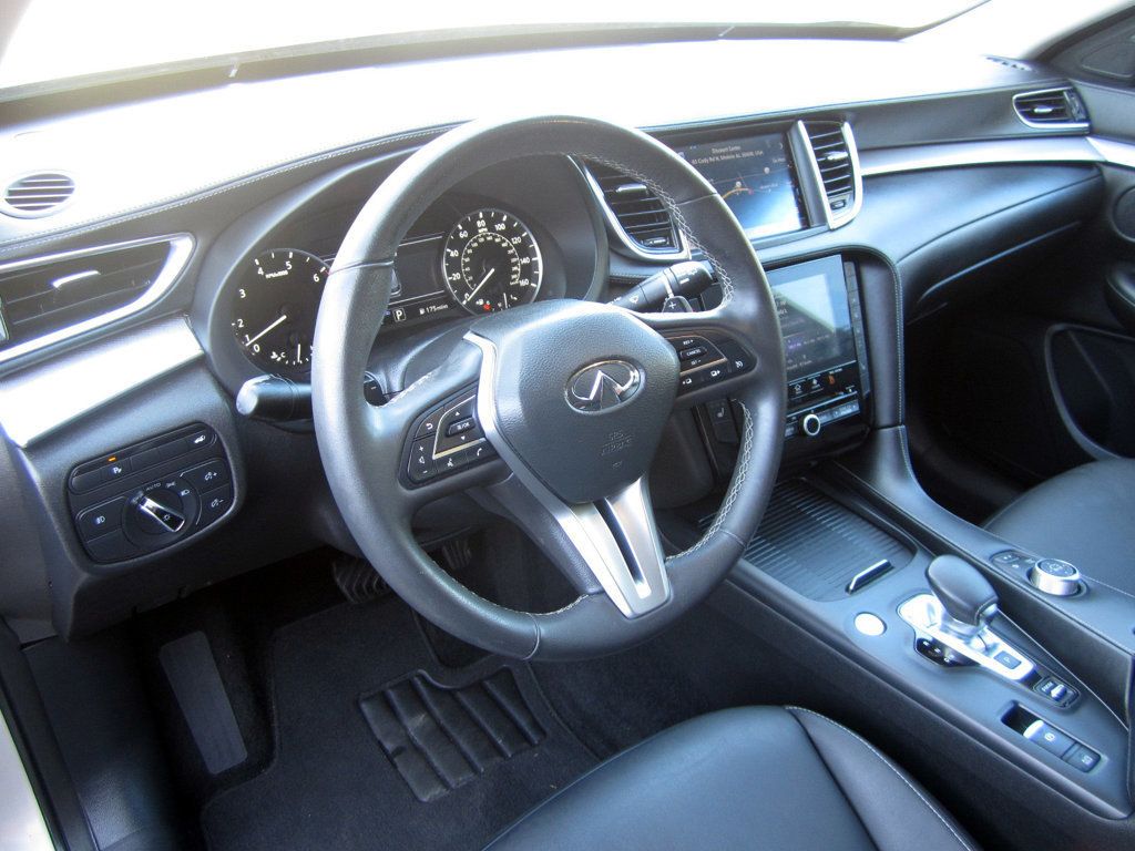 2020 Infiniti QX50 Luxe photo 7