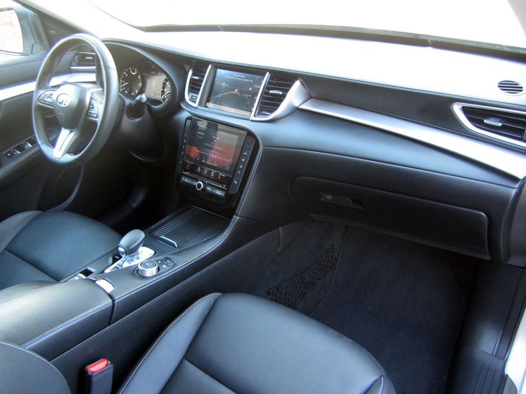 2020 Infiniti QX50 Luxe photo 8