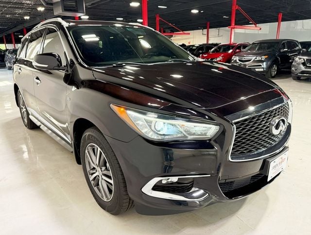 2020 Infiniti QX60 Luxe AWD photo 8