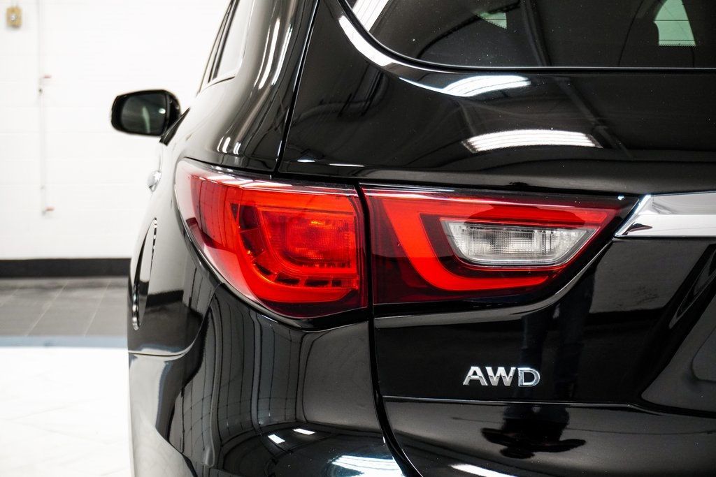 2020 Infiniti QX60 Luxe AWD photo 13