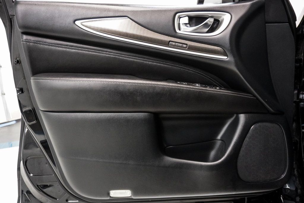 2020 Infiniti QX60 Luxe AWD photo 34