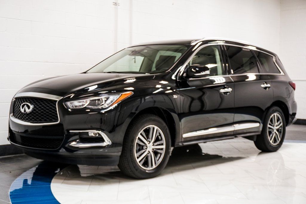 2020 Infiniti QX60 Luxe AWD photo 3