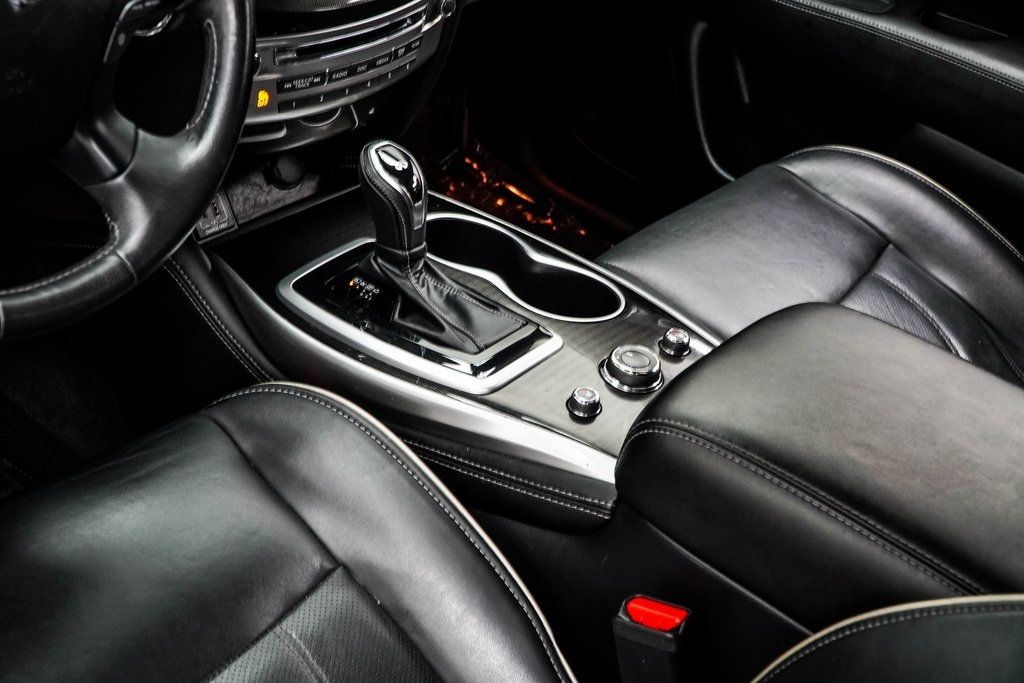 2020 Infiniti QX60 Luxe photo 14