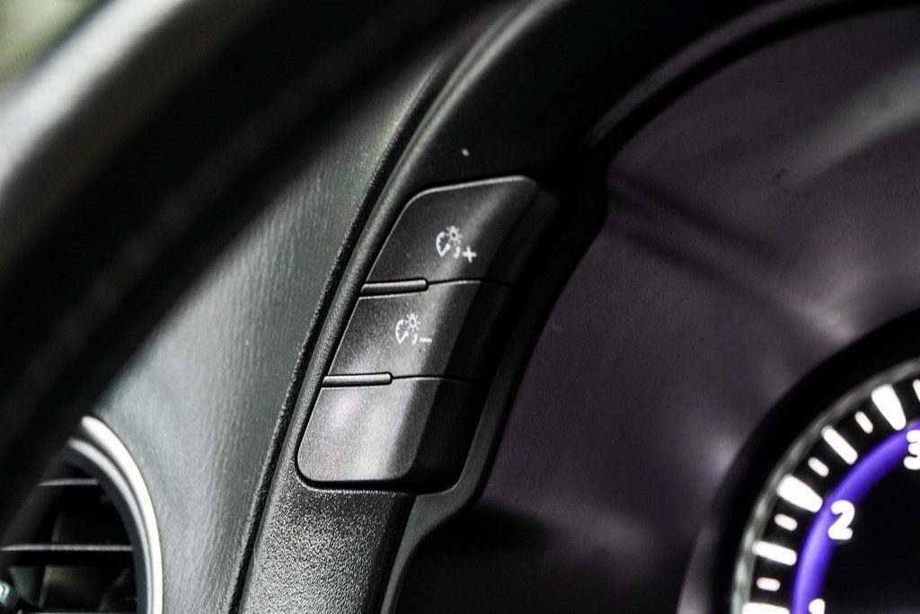 2020 Infiniti QX60 Luxe photo 38
