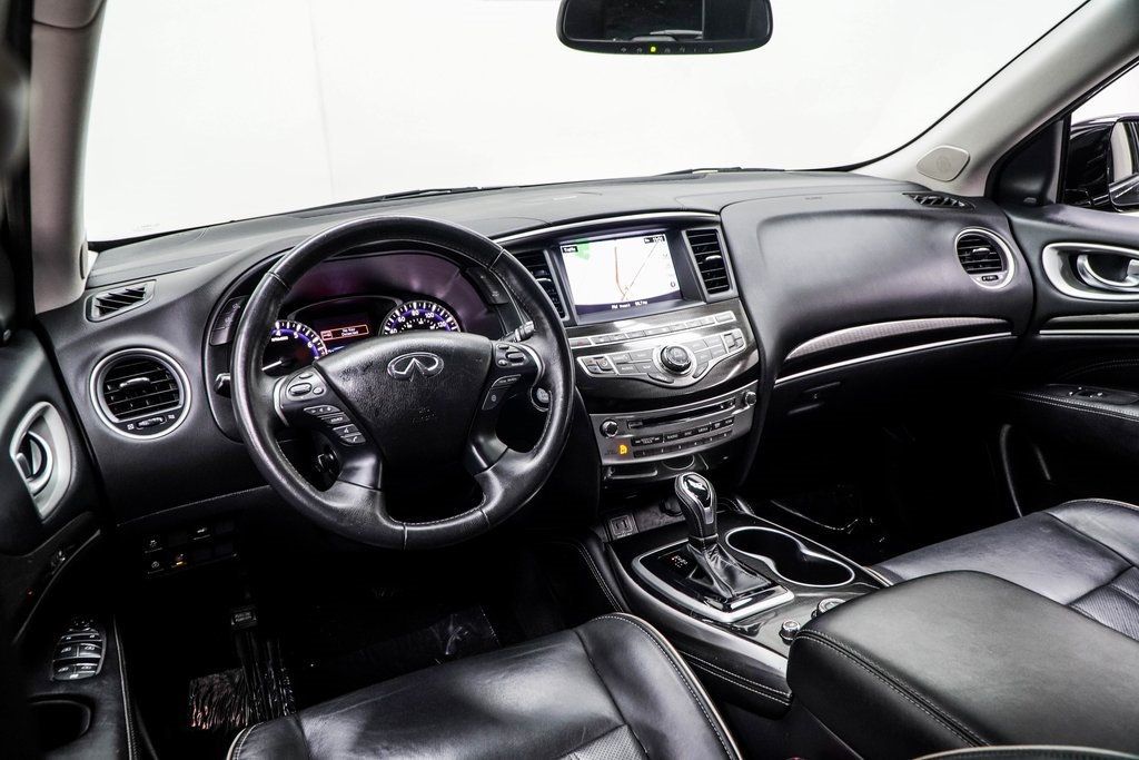 2020 Infiniti QX60 Luxe photo 3