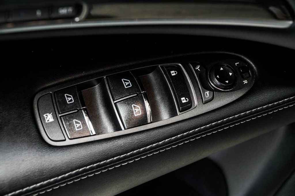 2020 Infiniti QX60 Luxe photo 48