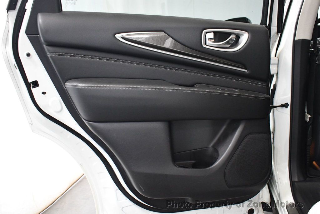 2020 Infiniti QX60 AWD photo 12