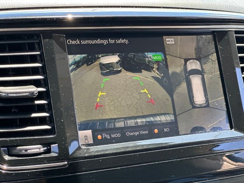 2020 Infiniti QX80 Luxe photo 15