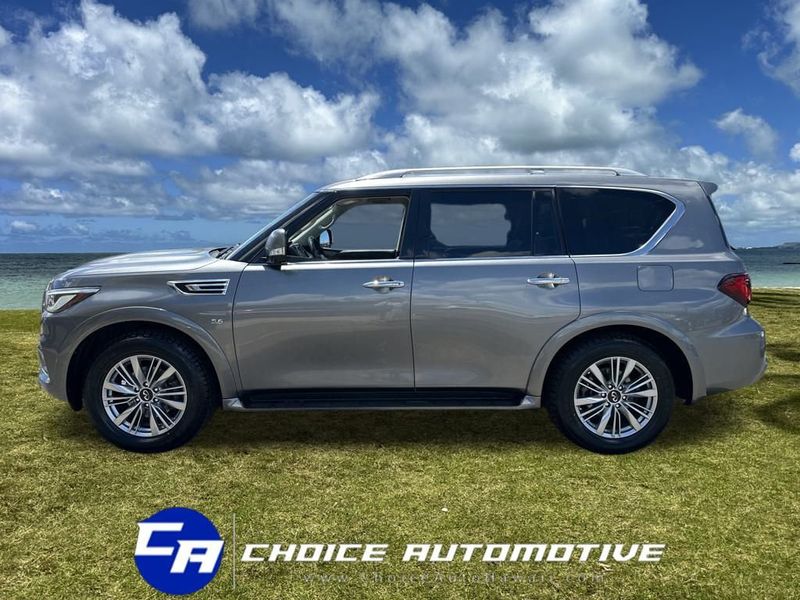 2020 Infiniti QX80 Luxe photo 3