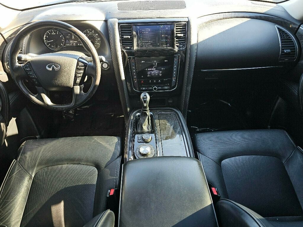 2020 INFINITI QX80 - Image 2