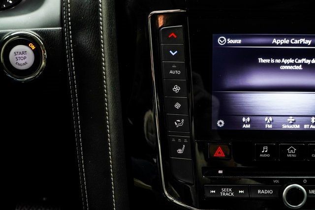2020 Infiniti QX80 Luxe photo 18